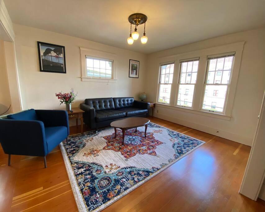 Historic Downtown Riverview Flat, No 3 Astoria Exterior foto
